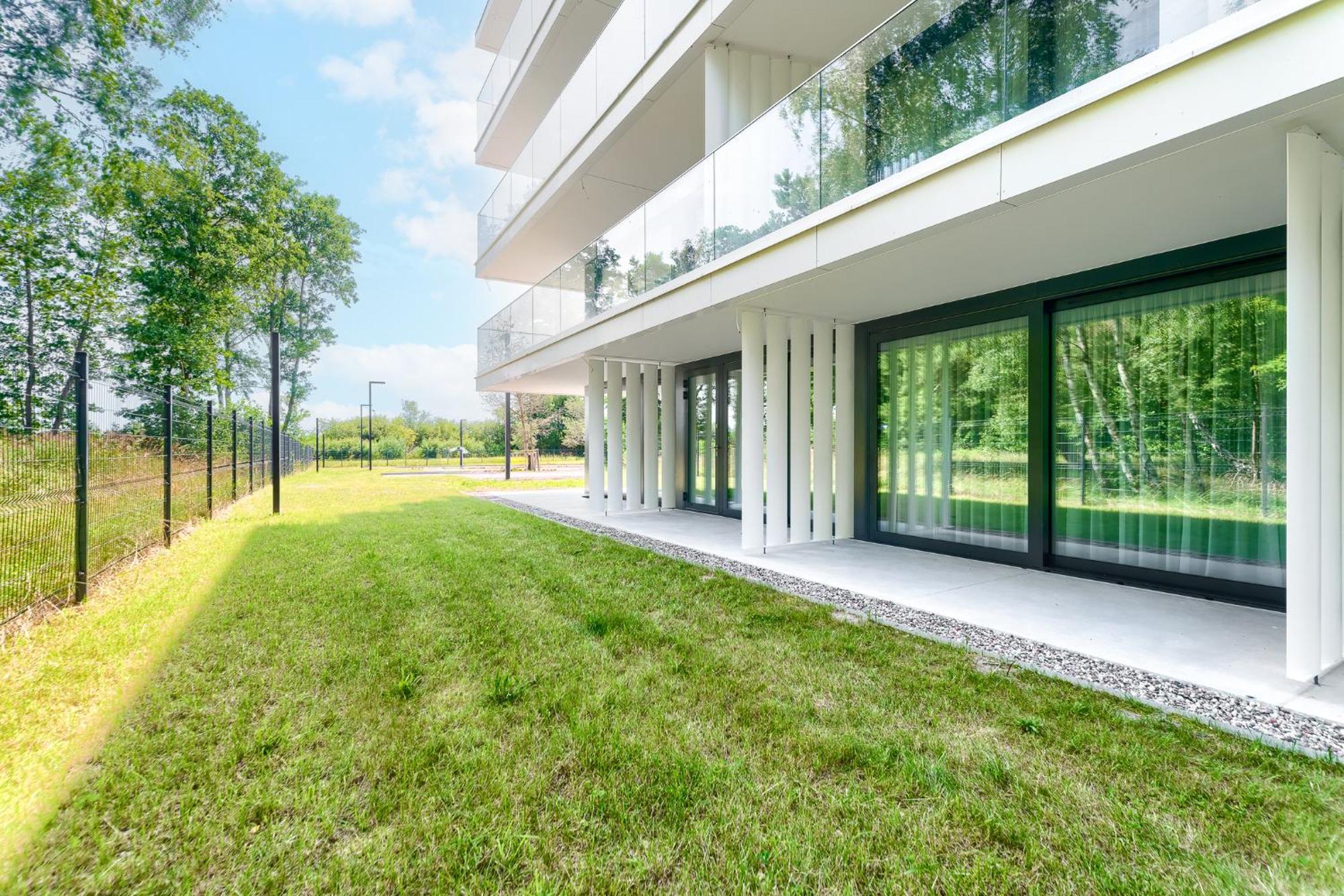 Sea & Lake - City Apartments Großmöllen Exterior foto